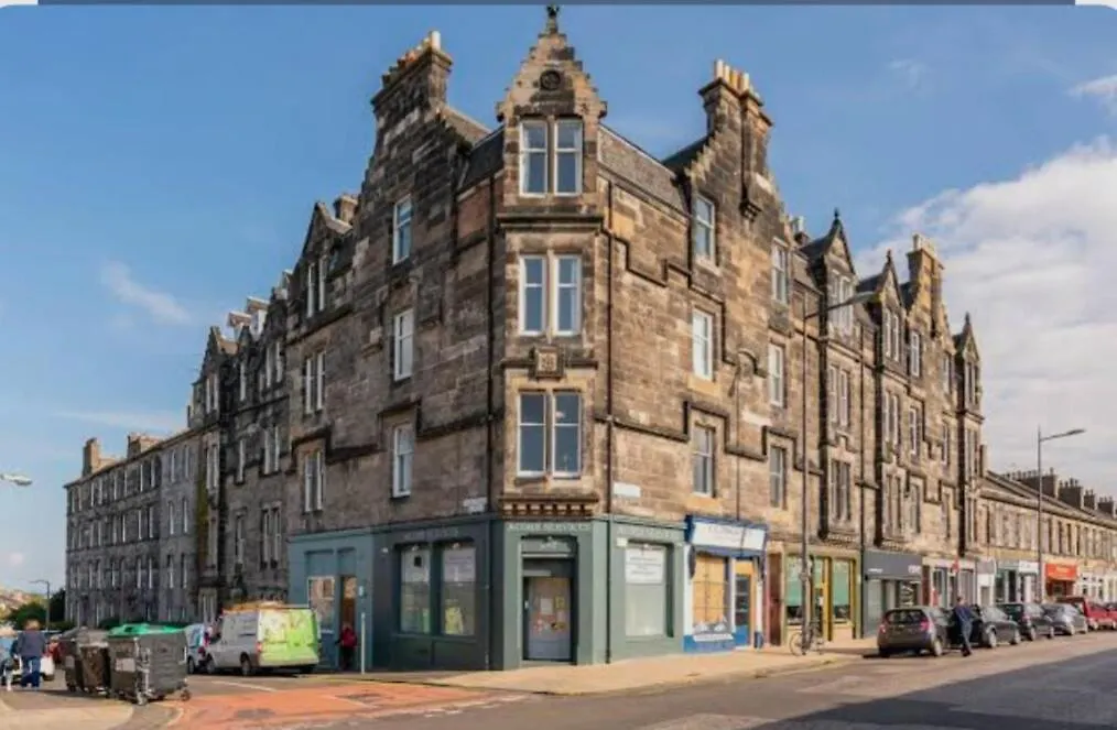 Edinburgh Seaside Apartment - Free Parking