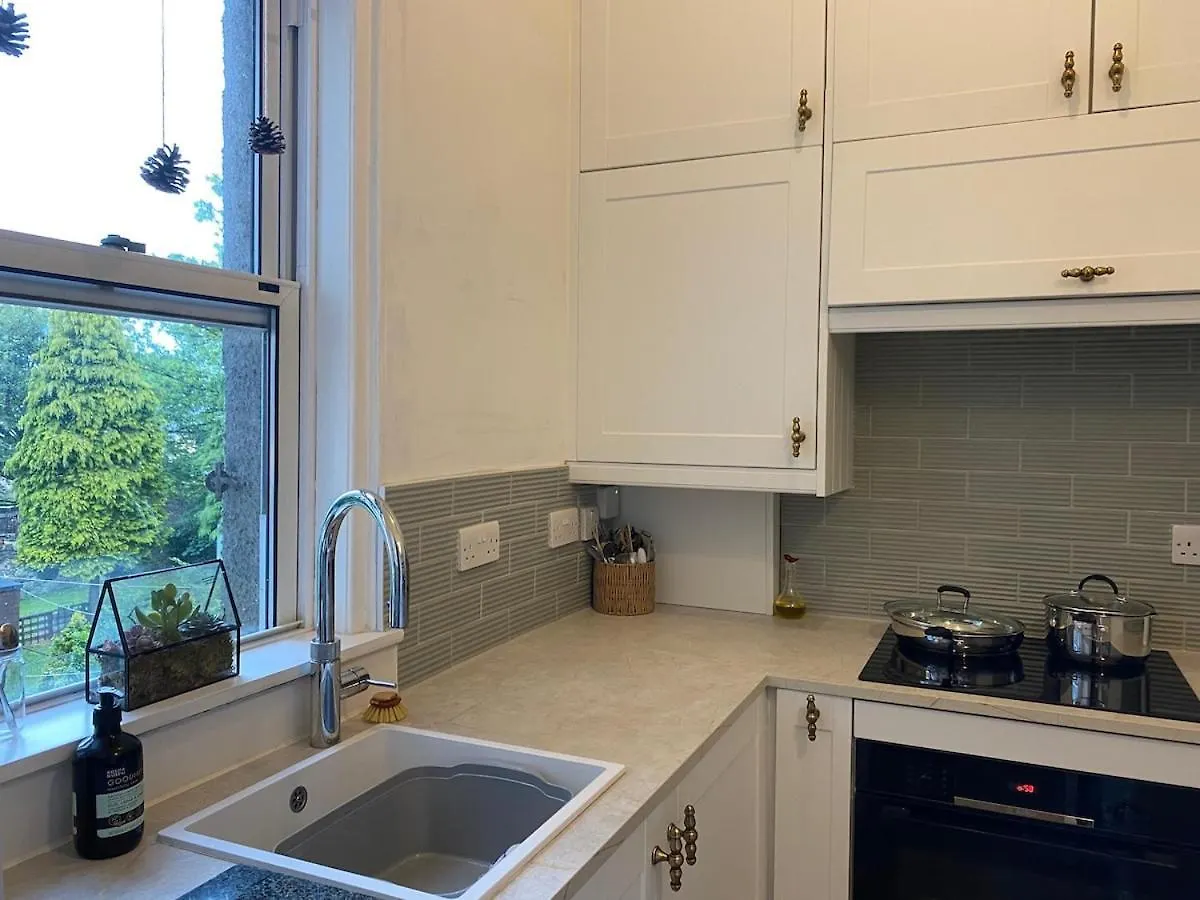 Edinburgh Seaside Apartment - Free Parking
